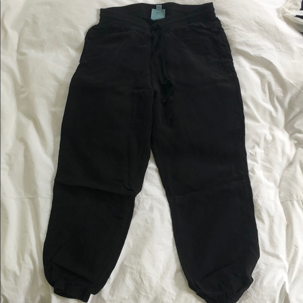 C&C California Pants/Capris XS